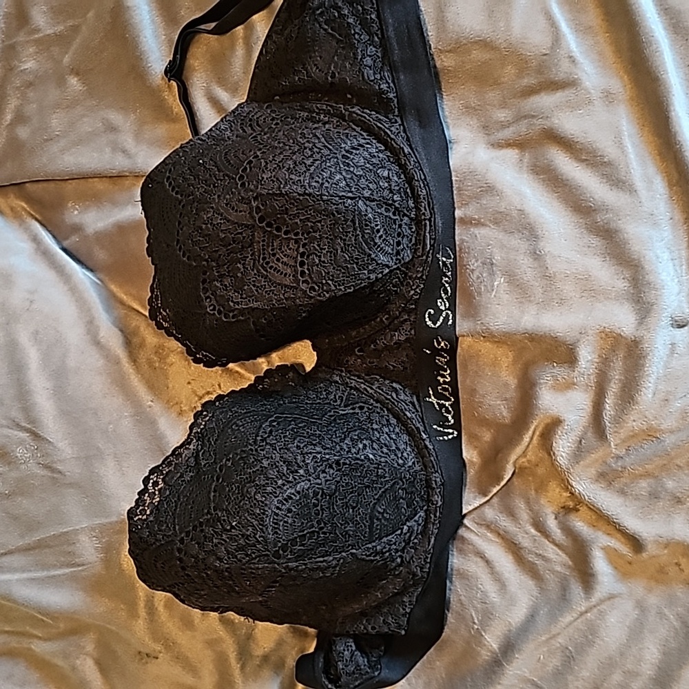 Wired lined black lace plunge bra